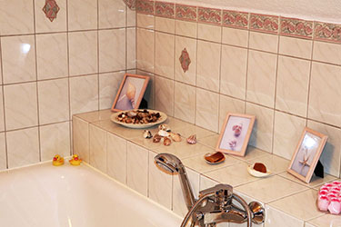 Gemütlichkeit in der Badewanne im Dachgeschoss