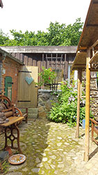 Impressionen aus dem Garten der Rosenschmiede